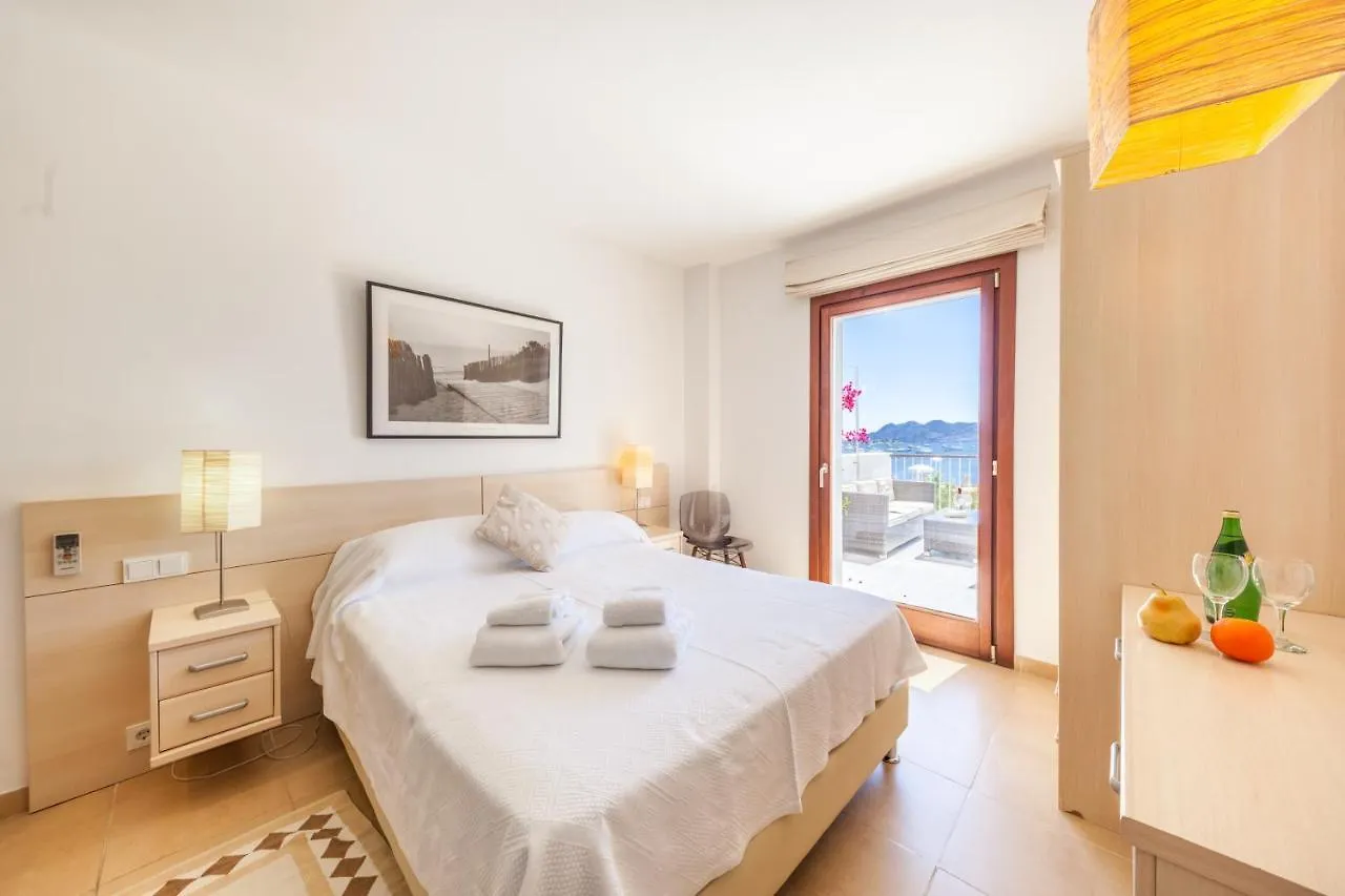 Seafront Apartment Iru Port de Pollenca