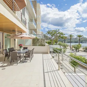 Apartment Seafront Ap Acuario, Port de Pollenca